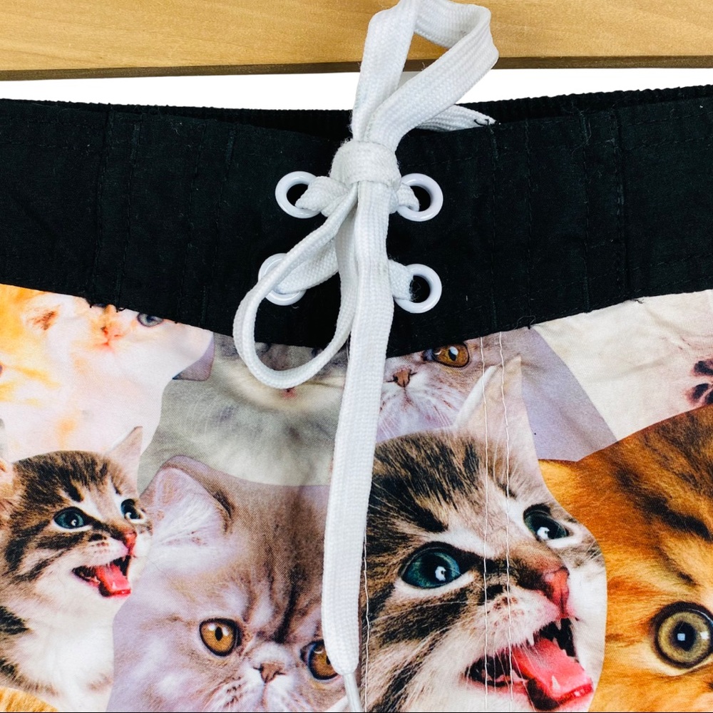 Bioworld Kitten Novelty Cat Print Hybrid Dad Board Shorts Swim Trunks White L - Picture 6 of 13